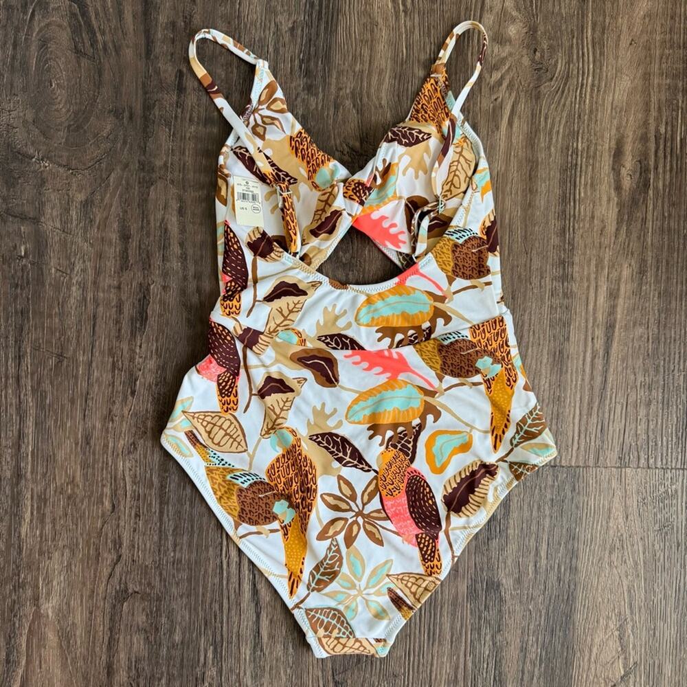 NEW Aerie Twist Front Floral Leaf Cut Out One Piece Swimsuit Size Small - Picture 8 of 12